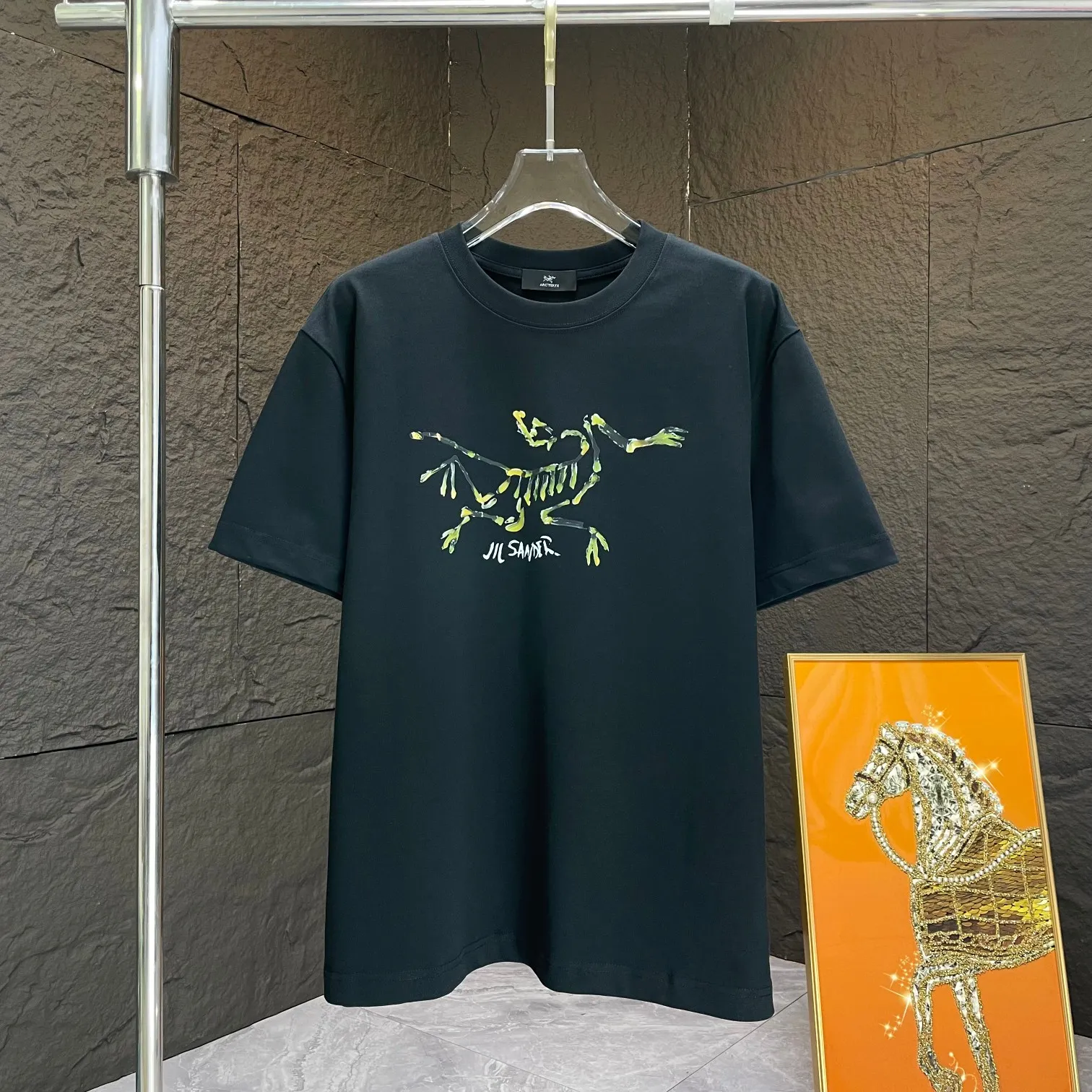 ARC 2025 New Arrival T ：Black White Light Blue Sizes：S M L XL XXL
